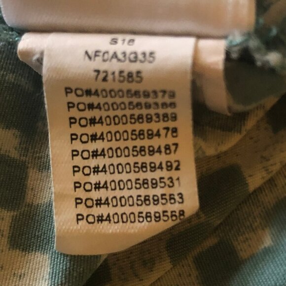 The North Face drawstring shorts w/ zippered pocket sz L - Picture 13 of 14